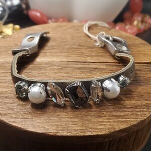 Goodworks‎ collectible vintage bracelet B3208